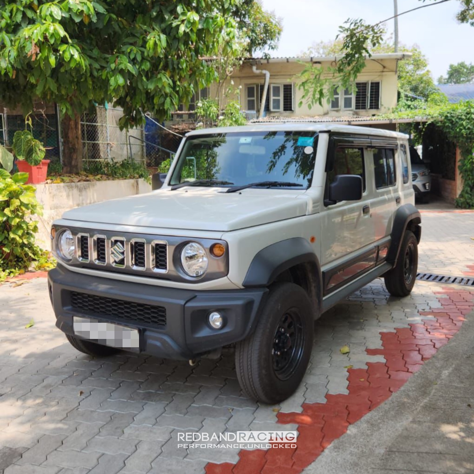 Suzuki Jimny tuned by RedBandRacing